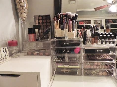 kim kardashian makeup organizer